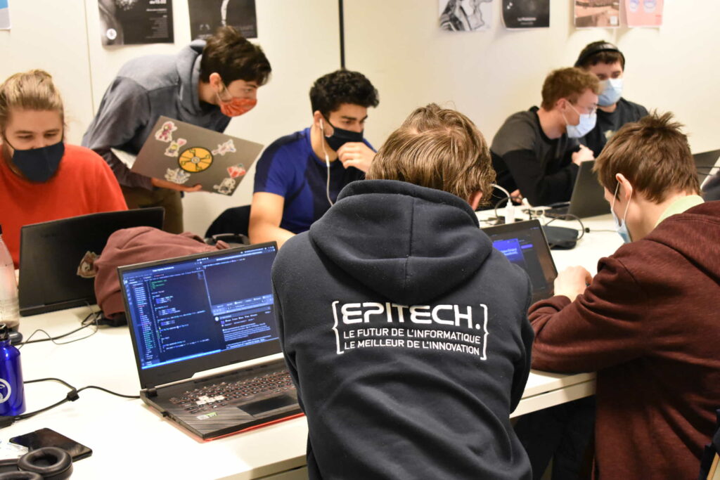 étudiants de l'école d'informatique Epitech Brussels